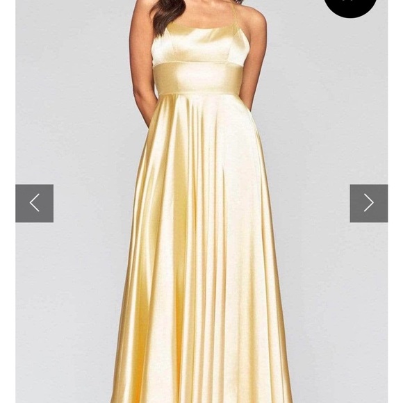 Faviana Dresses & Skirts - Faviana Open back Charmeuse Buttercream Gown Size: 10